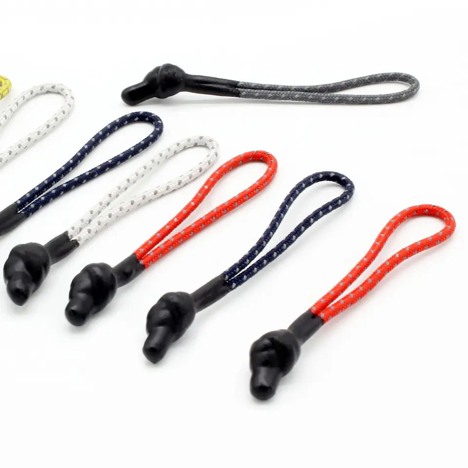 Silicone dipped zipper puller